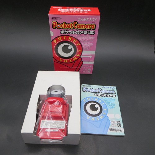 Pocket camera rossa con - pocket,